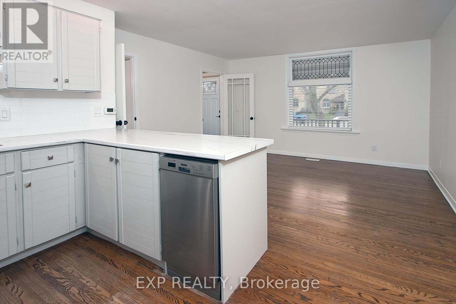 Photo 9 of 44 for 565 Central Avenue