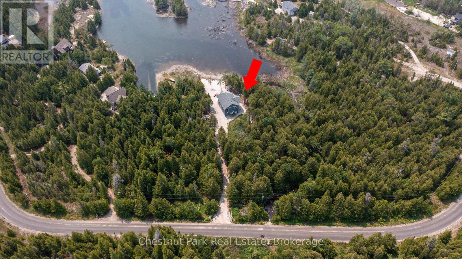 277 Eagle Road, Northern Bruce Peninsula, Ontario  N0H 2R0 - Photo 3 - X12106529