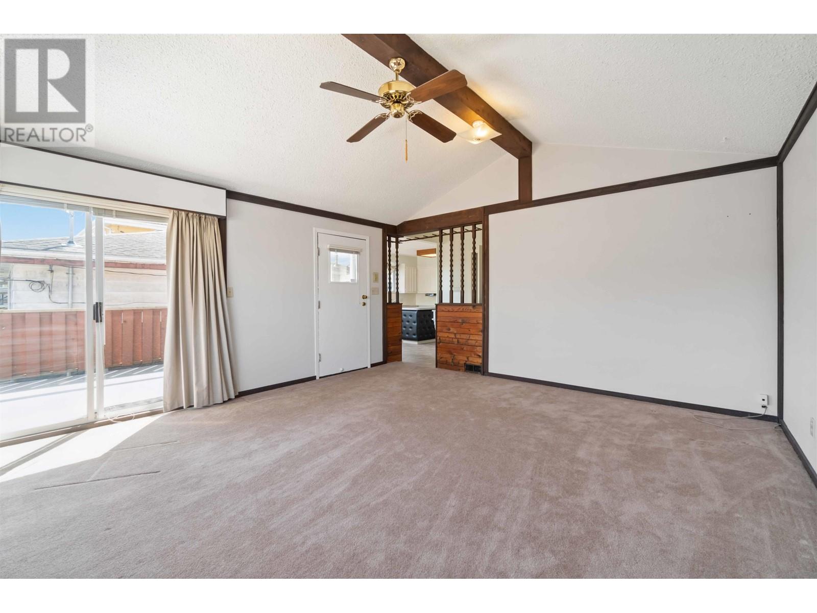 6328 Commercial Street, Vancouver, British Columbia  V5P 3P3 - Photo 15 - R2994547