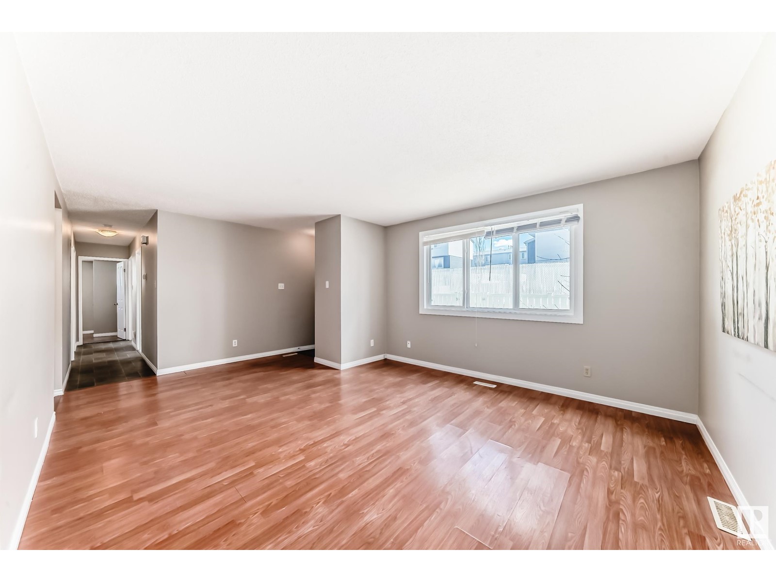 Property at 1426 LAKEWOOD W NW image 5