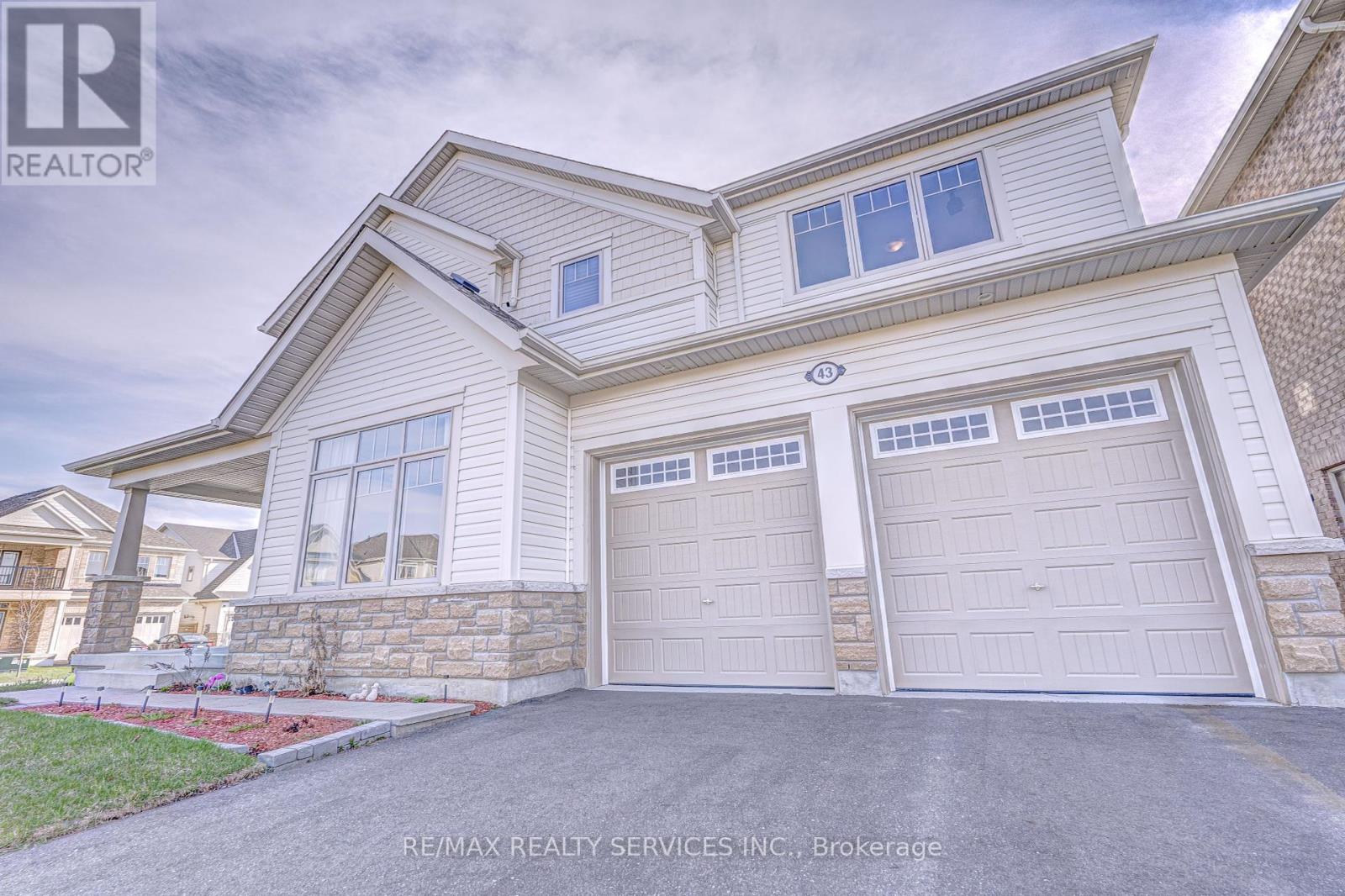 Property at 43 CONLIN COURT image 1