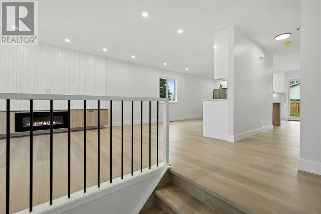 Property at 14787 Deer Ridge Drive image 4