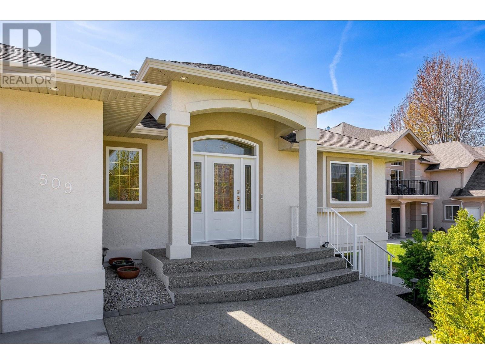 Property at 509 Curlew Drive image 1