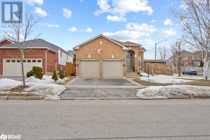 Property at 16 GOODWIN Avenue image 1