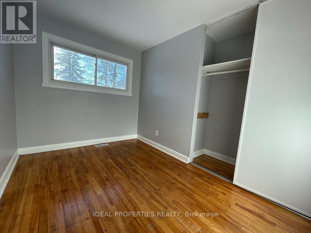 1217 Parkway Drive, Ottawa, Ontario  K2C 2W5 - Photo 9 - X12106385