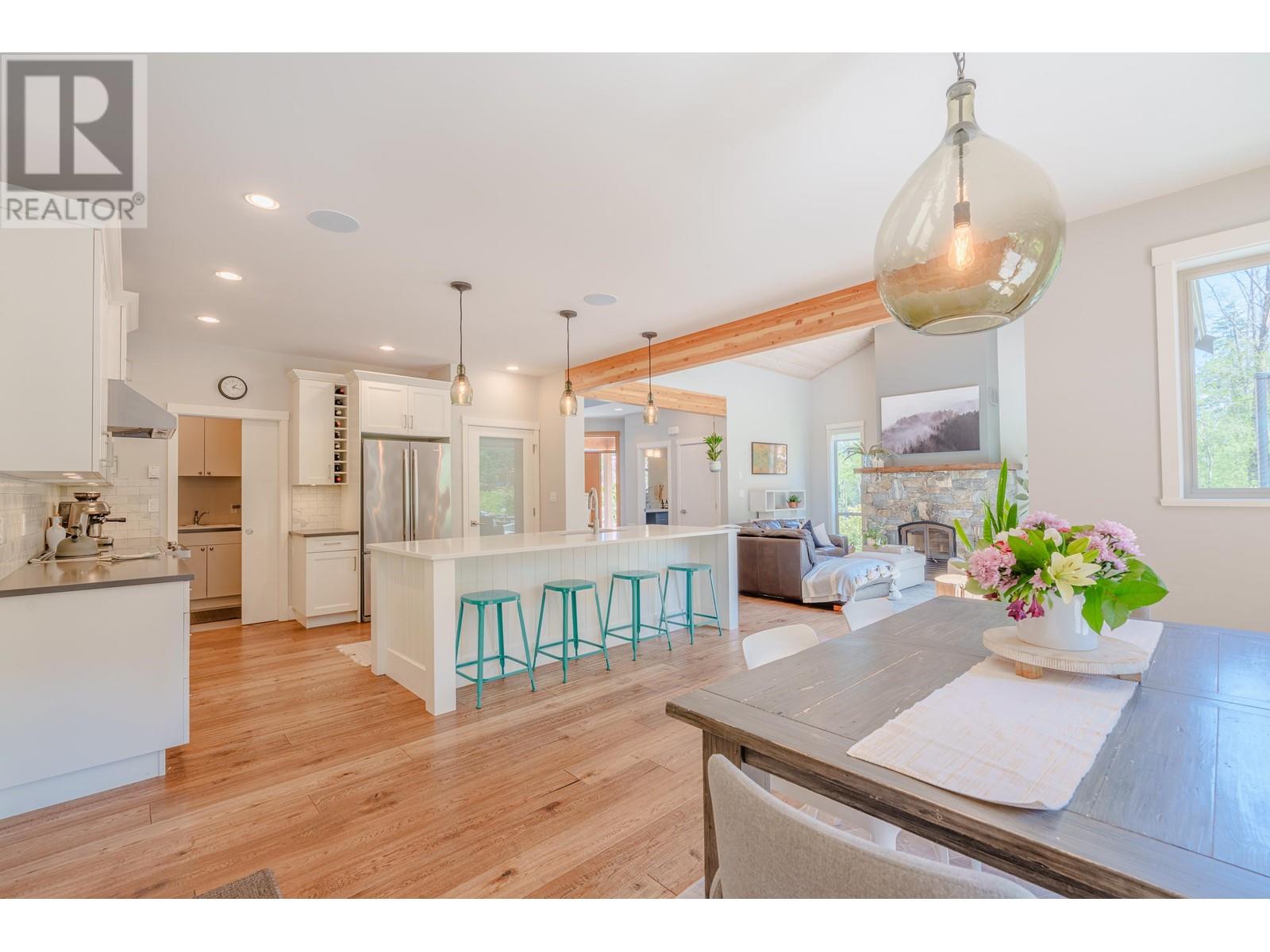 6707 Norwest Bay Road, Sechelt, British Columbia  V7Z 0S5 - Photo 14 - R2994726