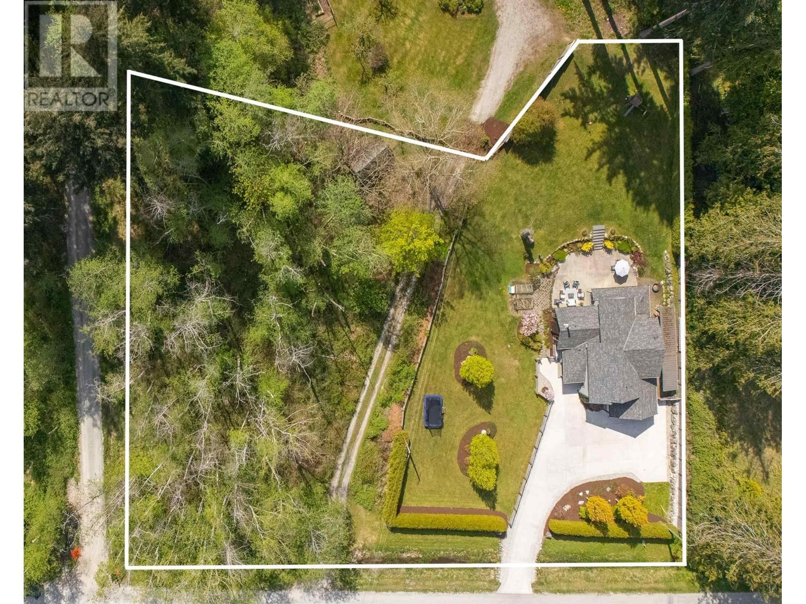 6707 Norwest Bay Road, Sechelt, British Columbia  V7Z 0S5 - Photo 2 - R2994726