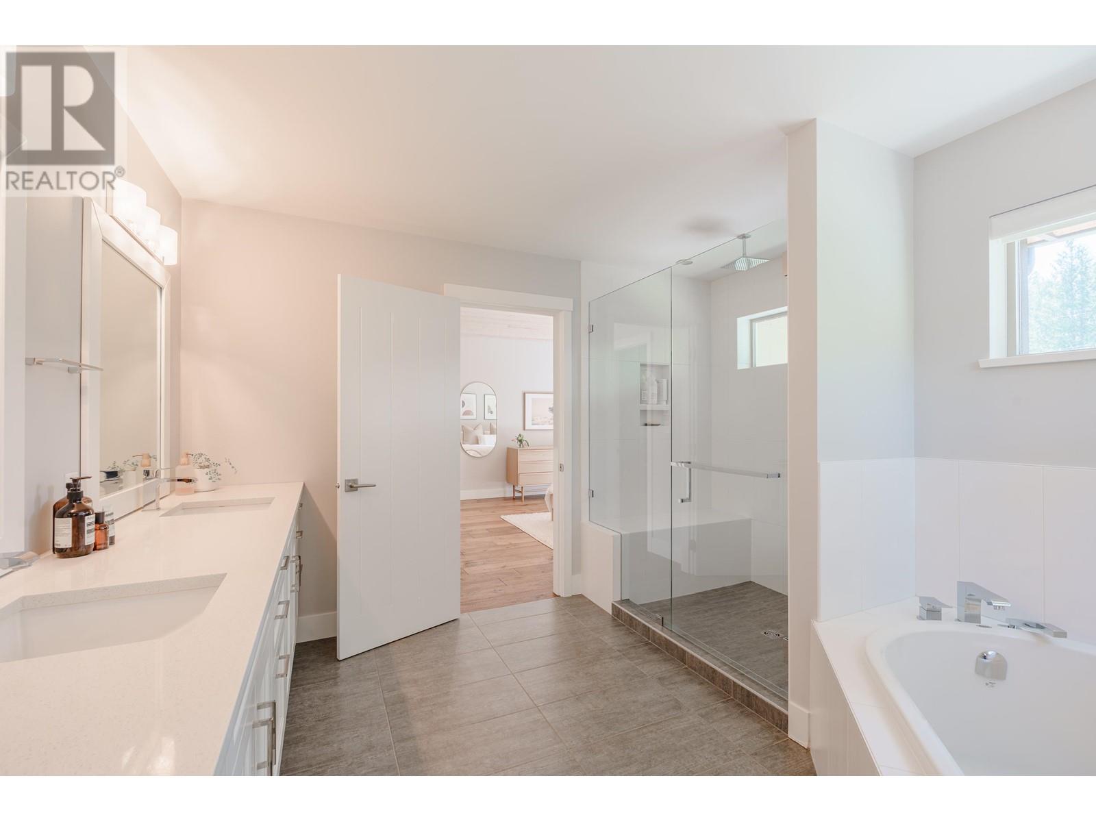 6707 Norwest Bay Road, Sechelt, British Columbia  V7Z 0S5 - Photo 23 - R2994726