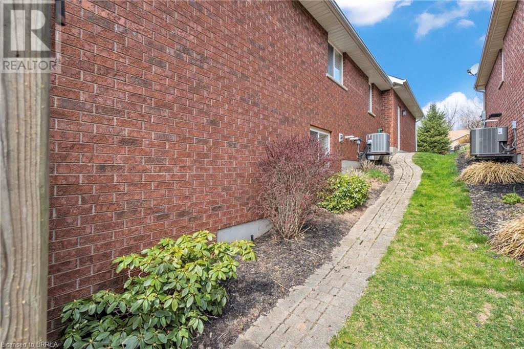 67 Concord Street, Fonthill, Ontario  L0S 1E0 - Photo 7 - 40720266