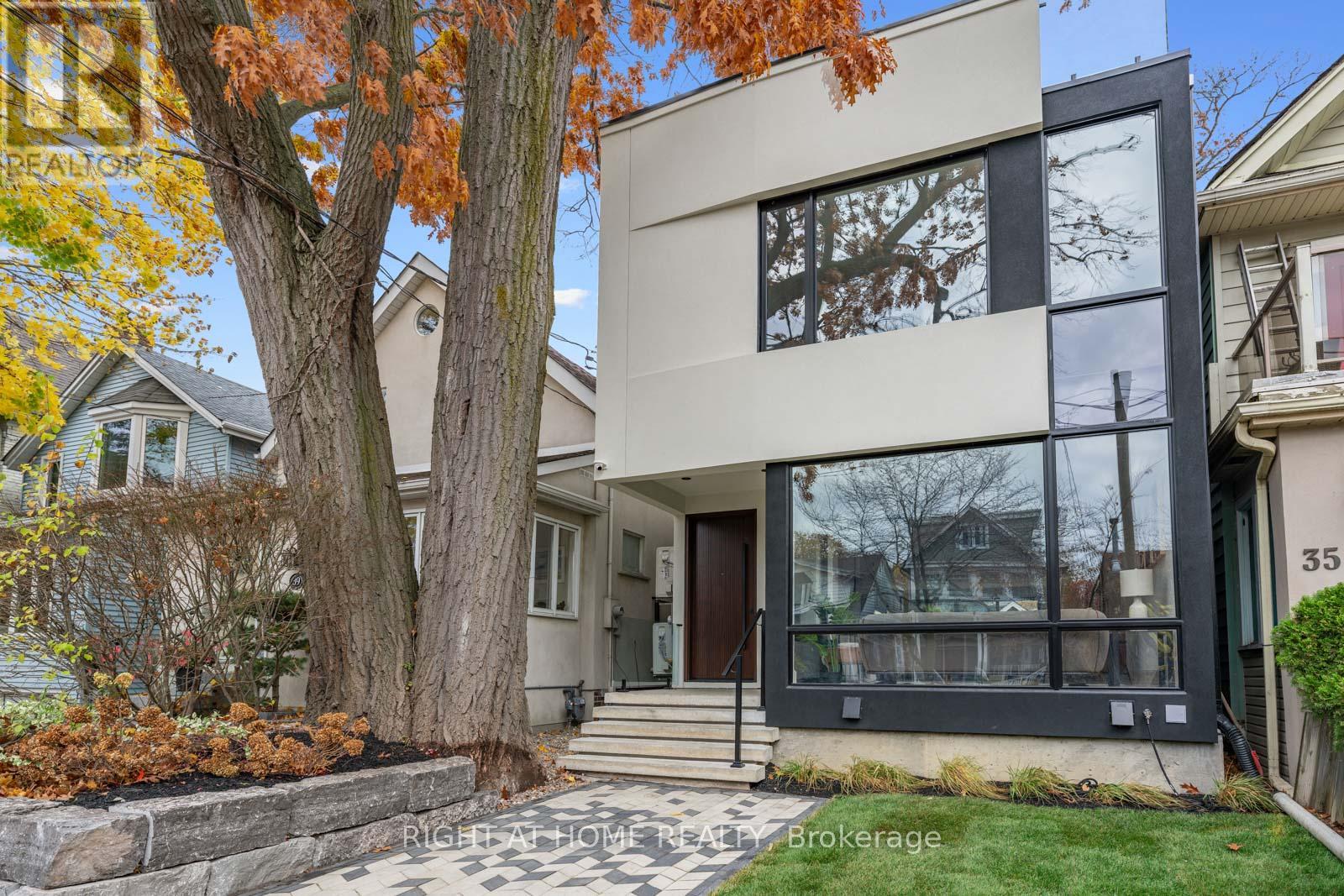 Property at 37 KENILWORTH AVENUE image 4