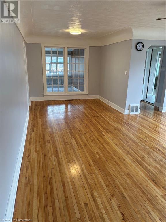 359 Rosedale Avenue Unit# Main, Hamilton, Ontario  L8K 4N9 - Photo 4 - 40721885