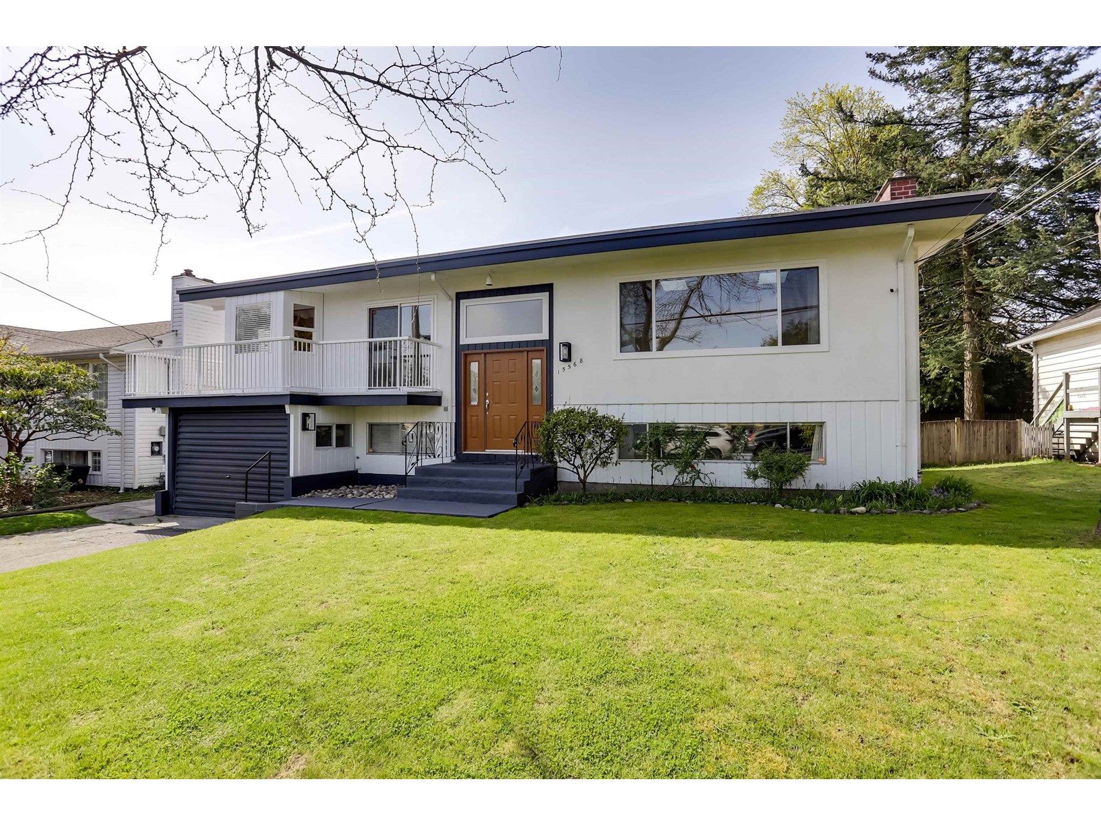 Property at 15568 THRIFT AVENUE image 3
