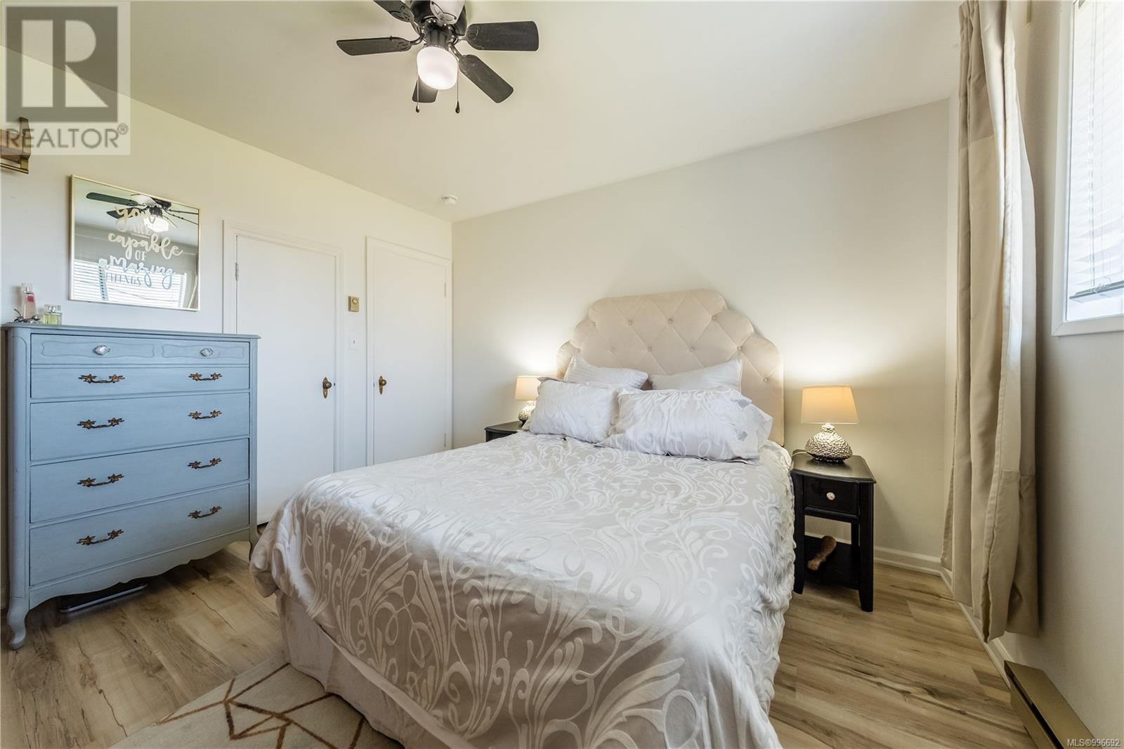 Property at 487 Pym St N image 2