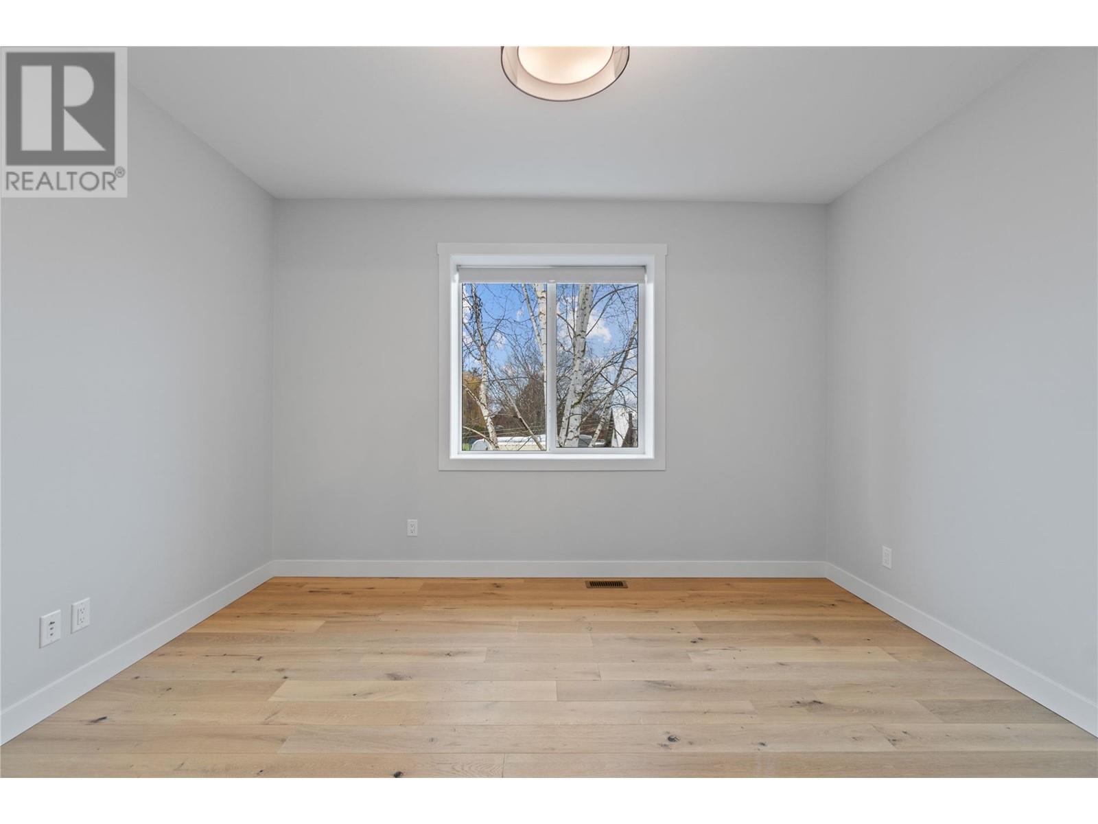 Property at 1840 10 Street SW Unit# 7 image 1
