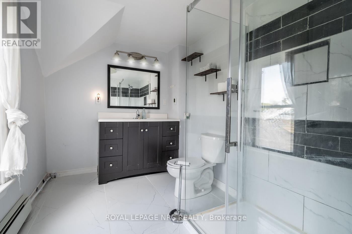 2533 Airline Street, Fort Erie, Ontario  L0S 1S0 - Photo 26 - X12106602