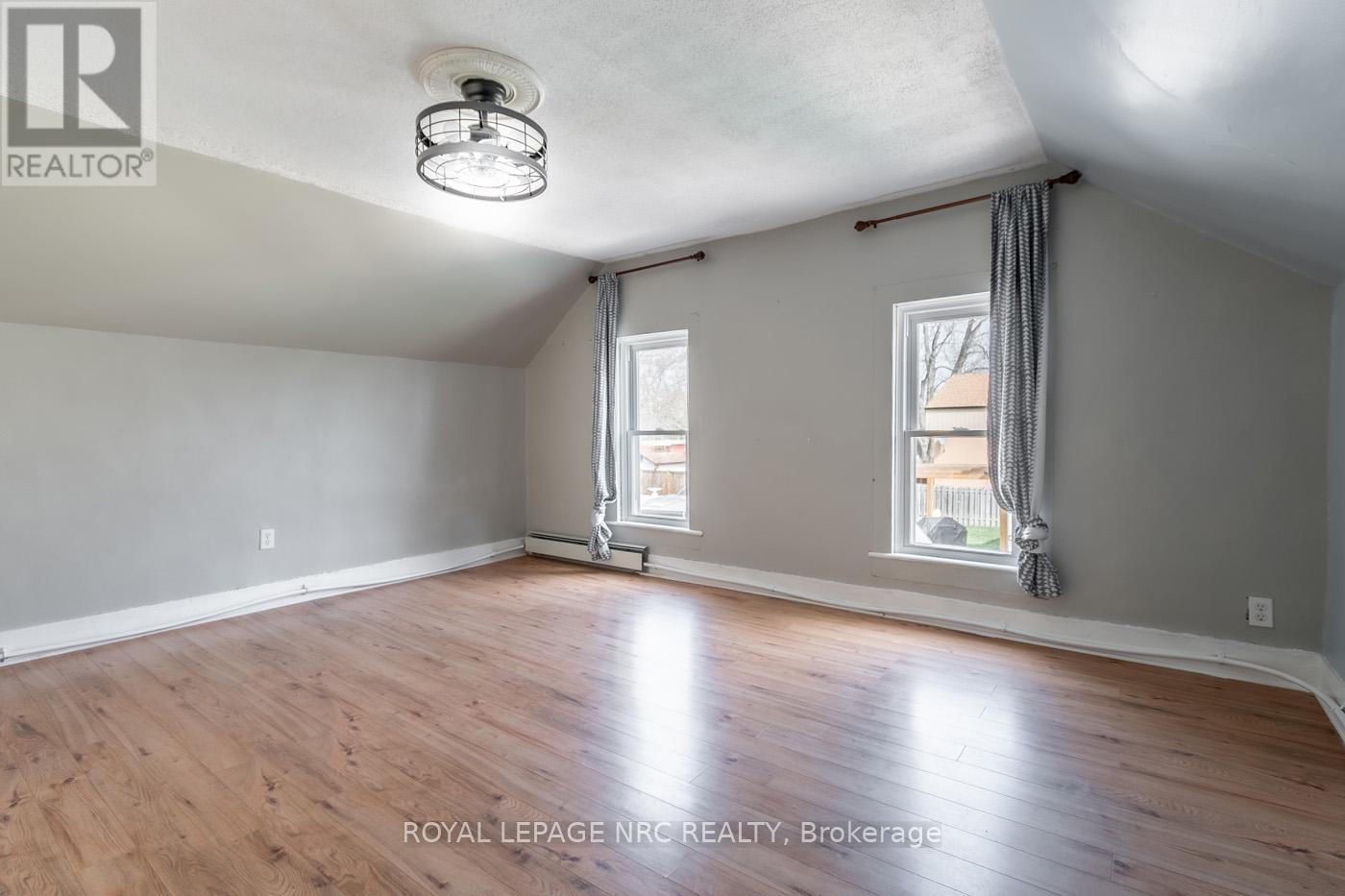 2533 Airline Street, Fort Erie, Ontario  L0S 1S0 - Photo 27 - X12106602