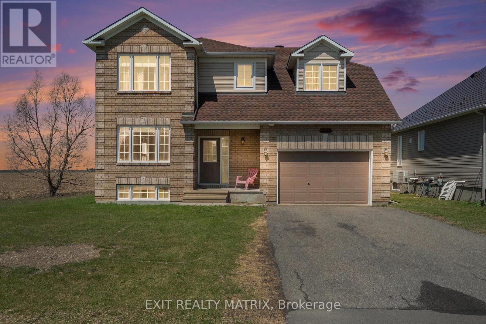 Property at 236 LABELLE STREET image 1
