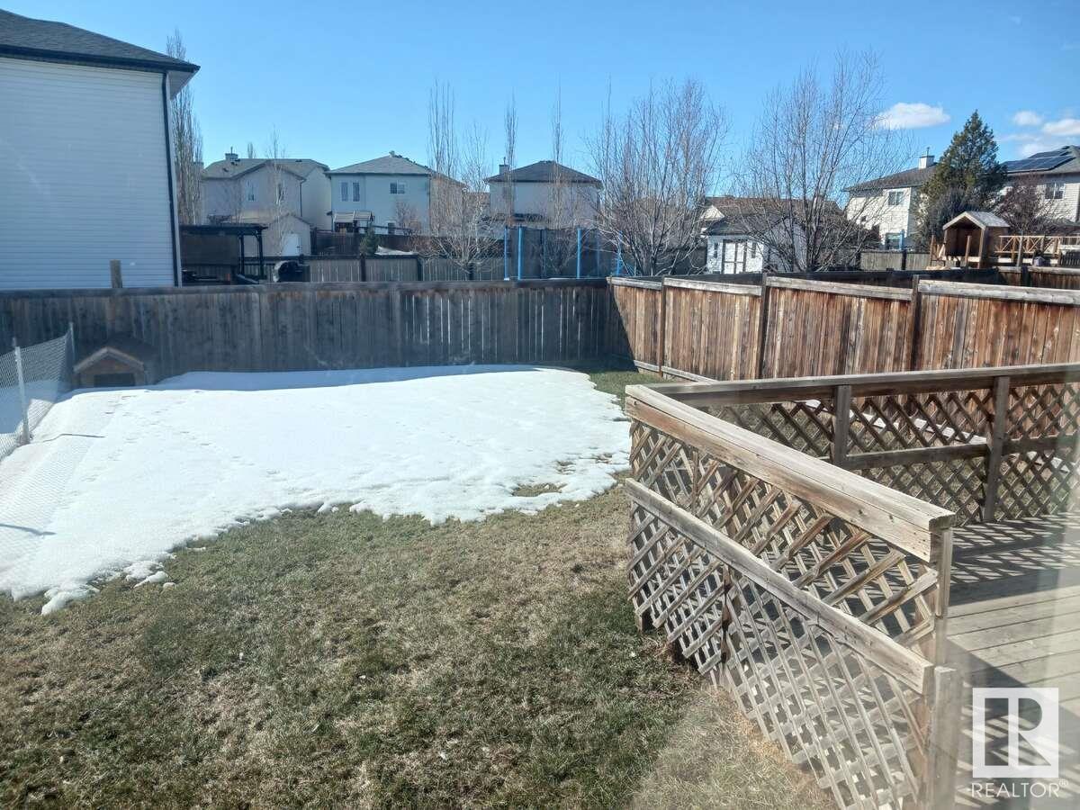 Property at 3308 47 ST image 2
