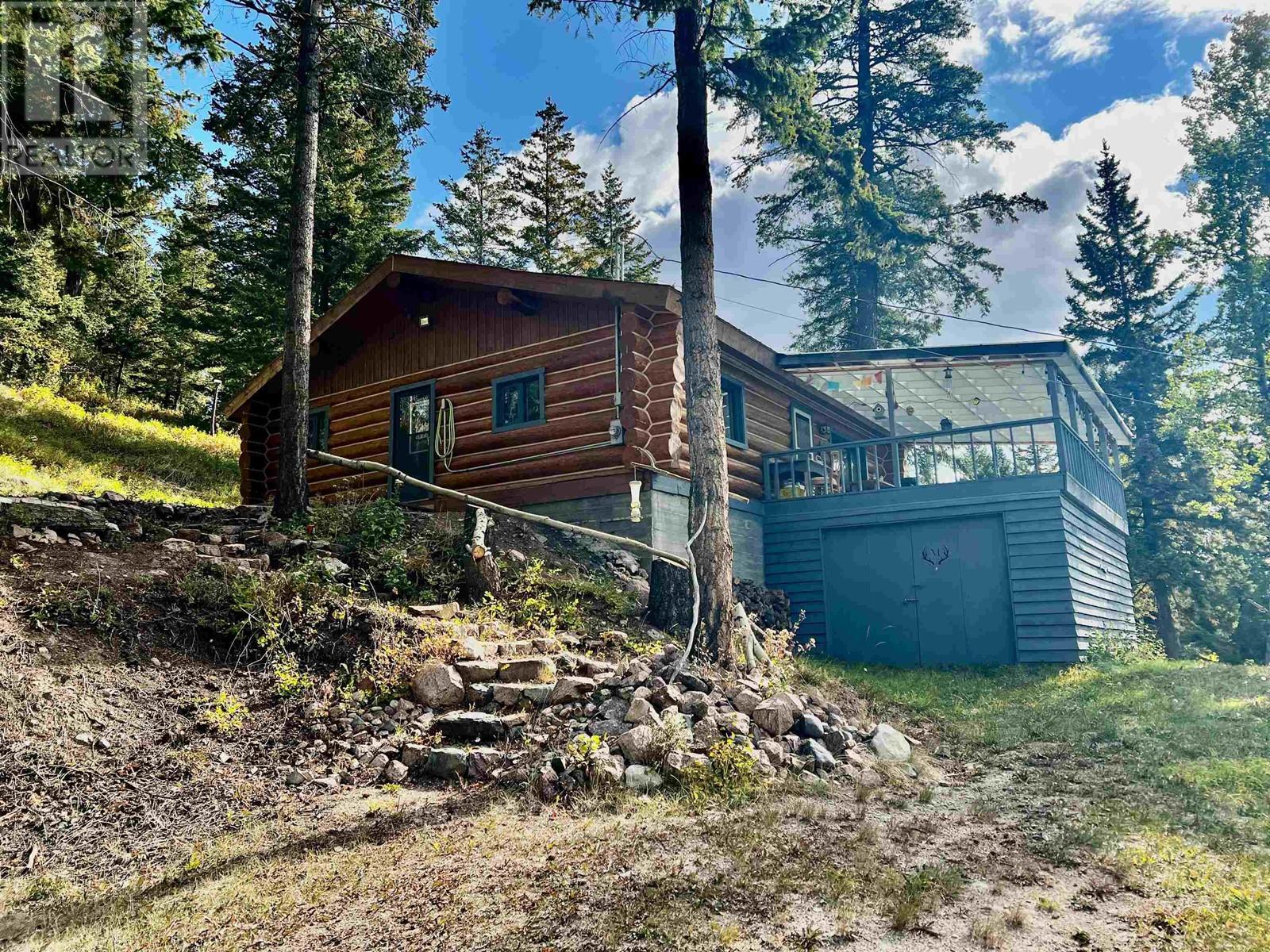 2810 Francois Lake Road, Fraser Lake, British Columbia  V0J 1S0 - Photo 2 - R2991675