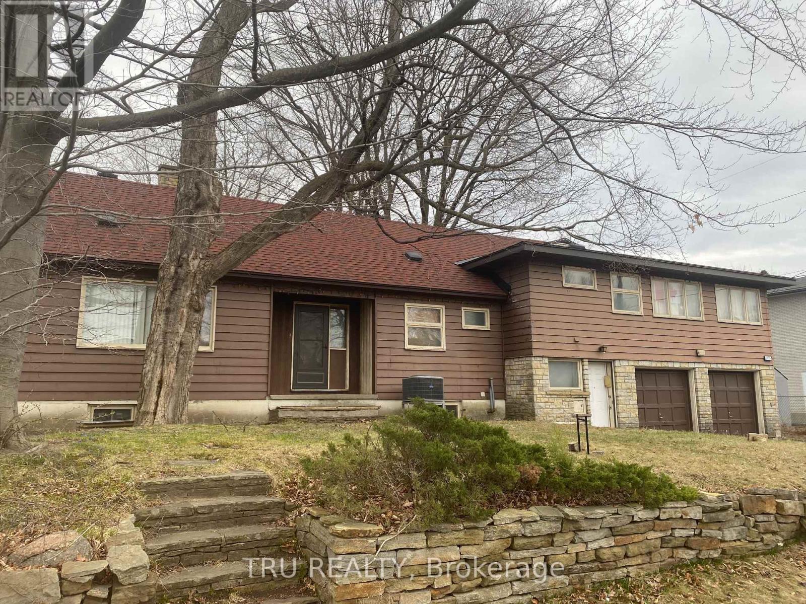 Property at 2626 ELMHURST STREET image 1
