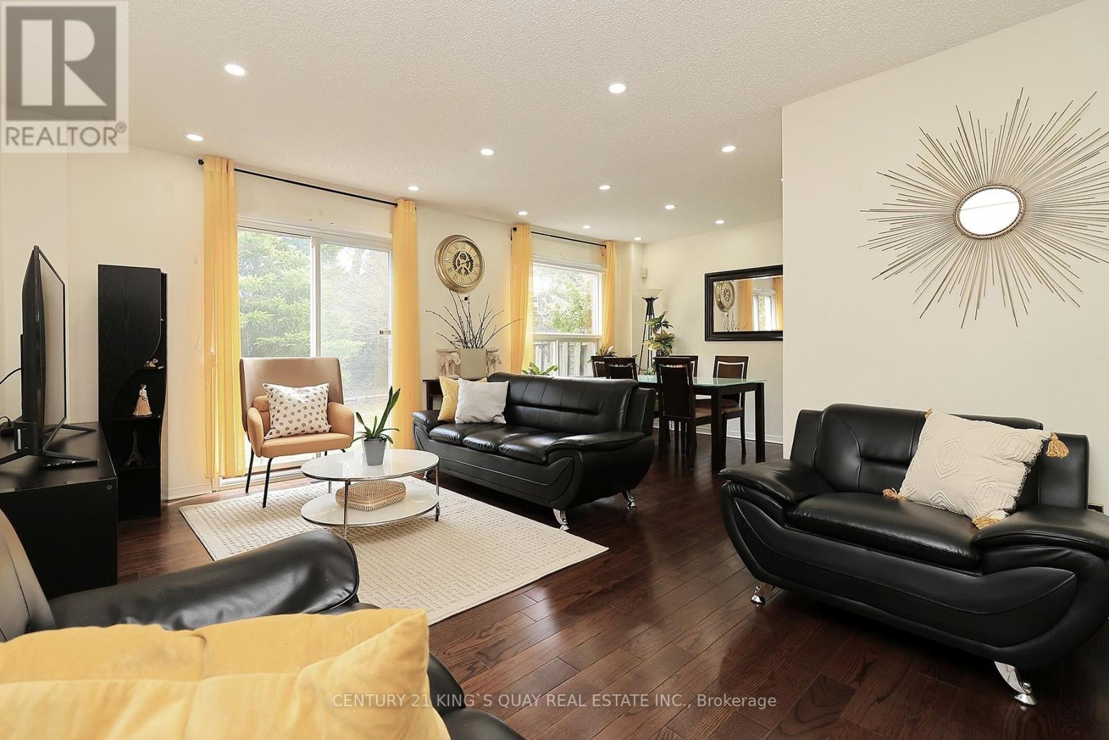 Property at 17 - 25 WHITECAP BOULEVARD image 4
