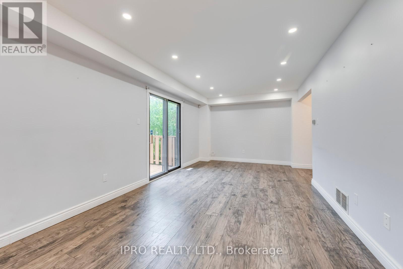 Property at 7 WRIGHT CRESCENT image 5