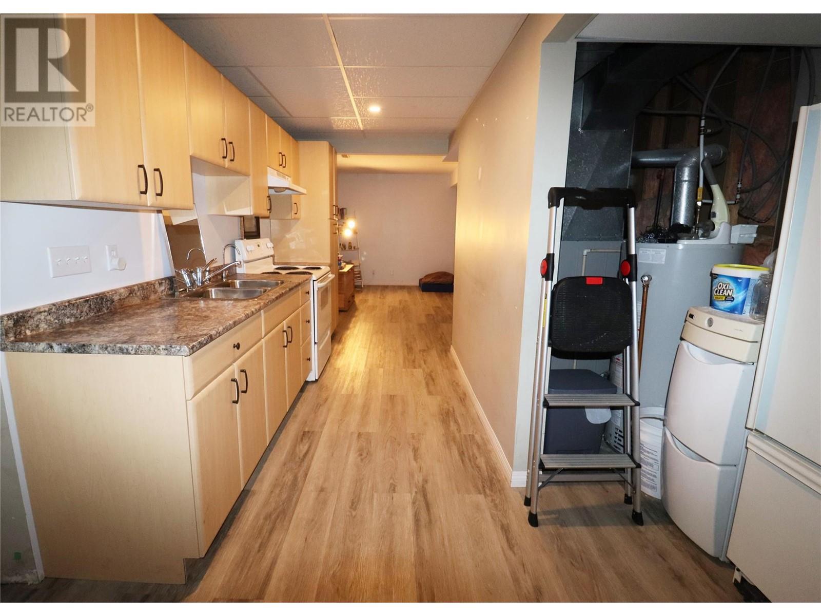 4975 Vernon Street, Grand Forks, British Columbia  V0H 1H5 - Photo 27 - 10345193