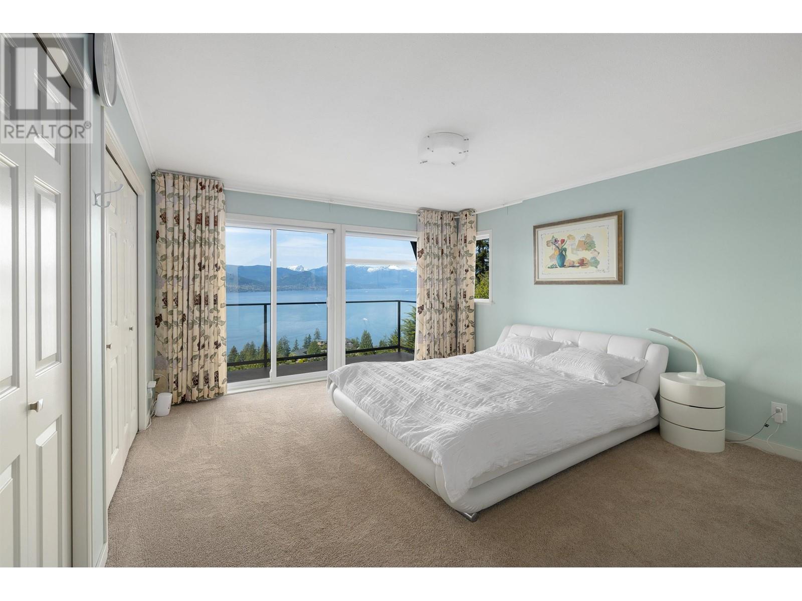 250 Kelvin Grove Way, Lions Bay, British Columbia  V0N 2E0 - Photo 18 - R2994396