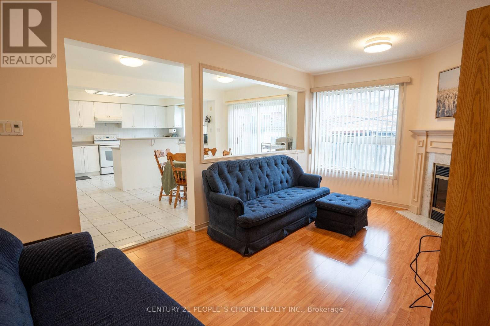 24 Tobosa Trail, Brampton, Ontario  L6R 2B4 - Photo 13 - W12106653