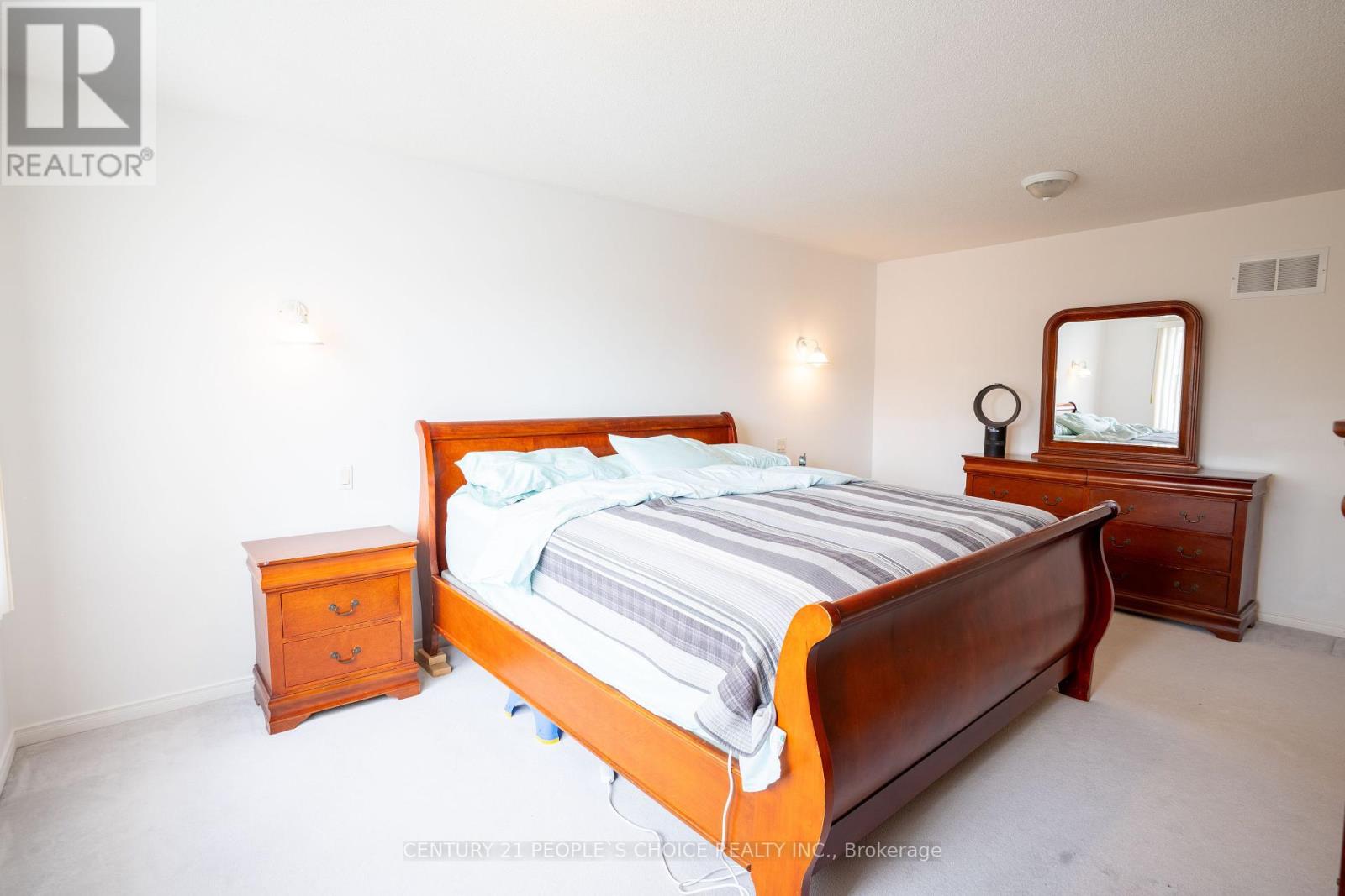 24 Tobosa Trail, Brampton, Ontario  L6R 2B4 - Photo 30 - W12106653