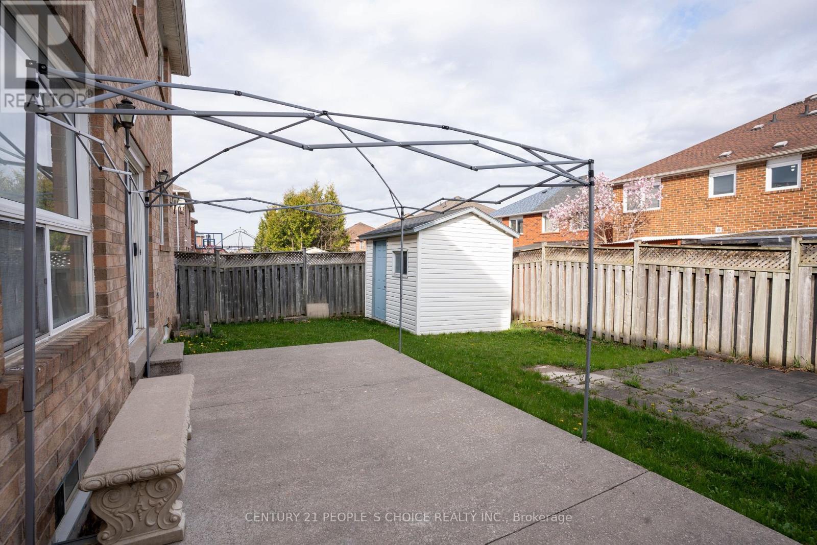 24 Tobosa Trail, Brampton, Ontario  L6R 2B4 - Photo 45 - W12106653