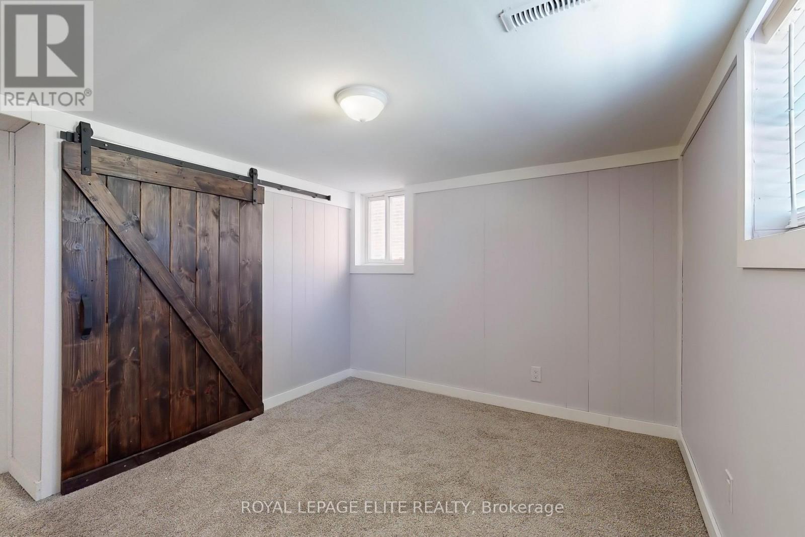 15 Stock Avenue, Toronto, Ontario  M8Z 5C3 - Photo 39 - W12090550