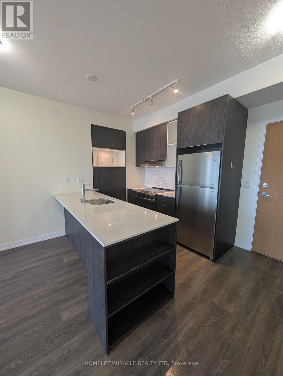 1611 - 2520 Eglinton Avenue W, Mississauga, Ontario  L5M 0Y4 - Photo 1 - W12106656