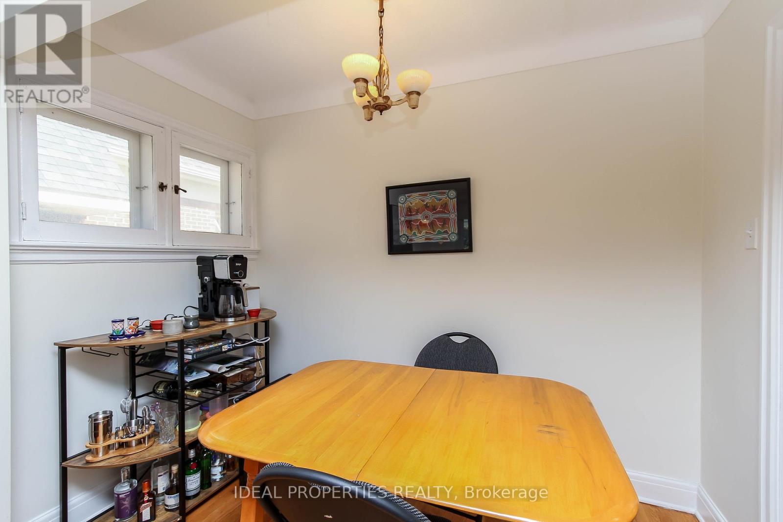 26 Clegg Street, Ottawa, Ontario  K1S 0H8 - Photo 8 - X12106667