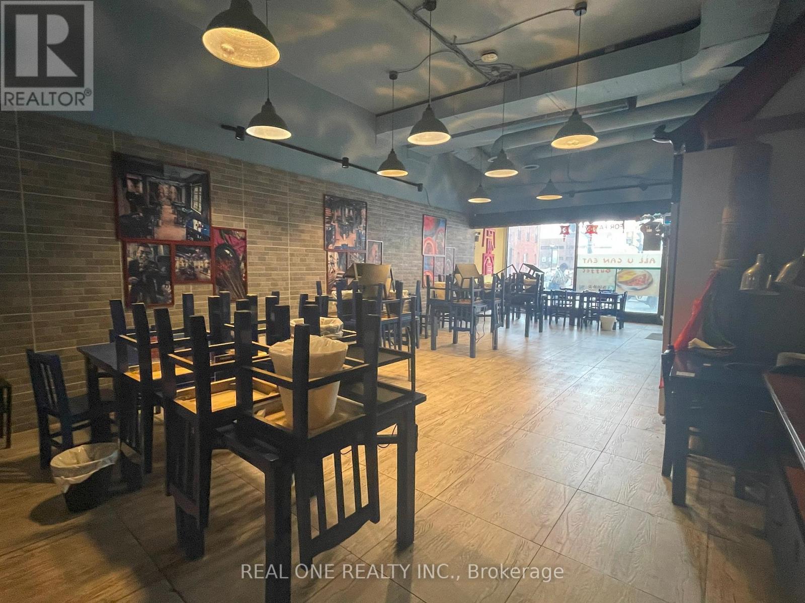 214 King Street E, Hamilton, Ontario  L8N 1B5 - Photo 8 - X12106663