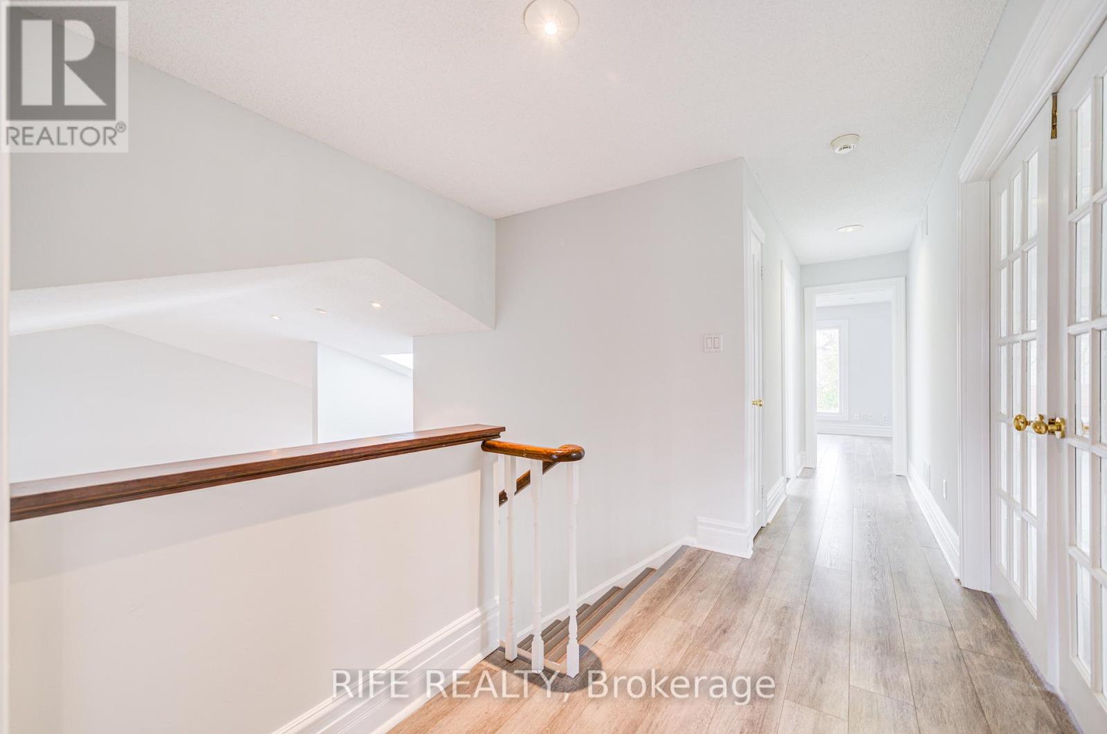 17 Bramble Drive, Toronto, Ontario  M3B 2E9 - Photo 20 - C12103243
