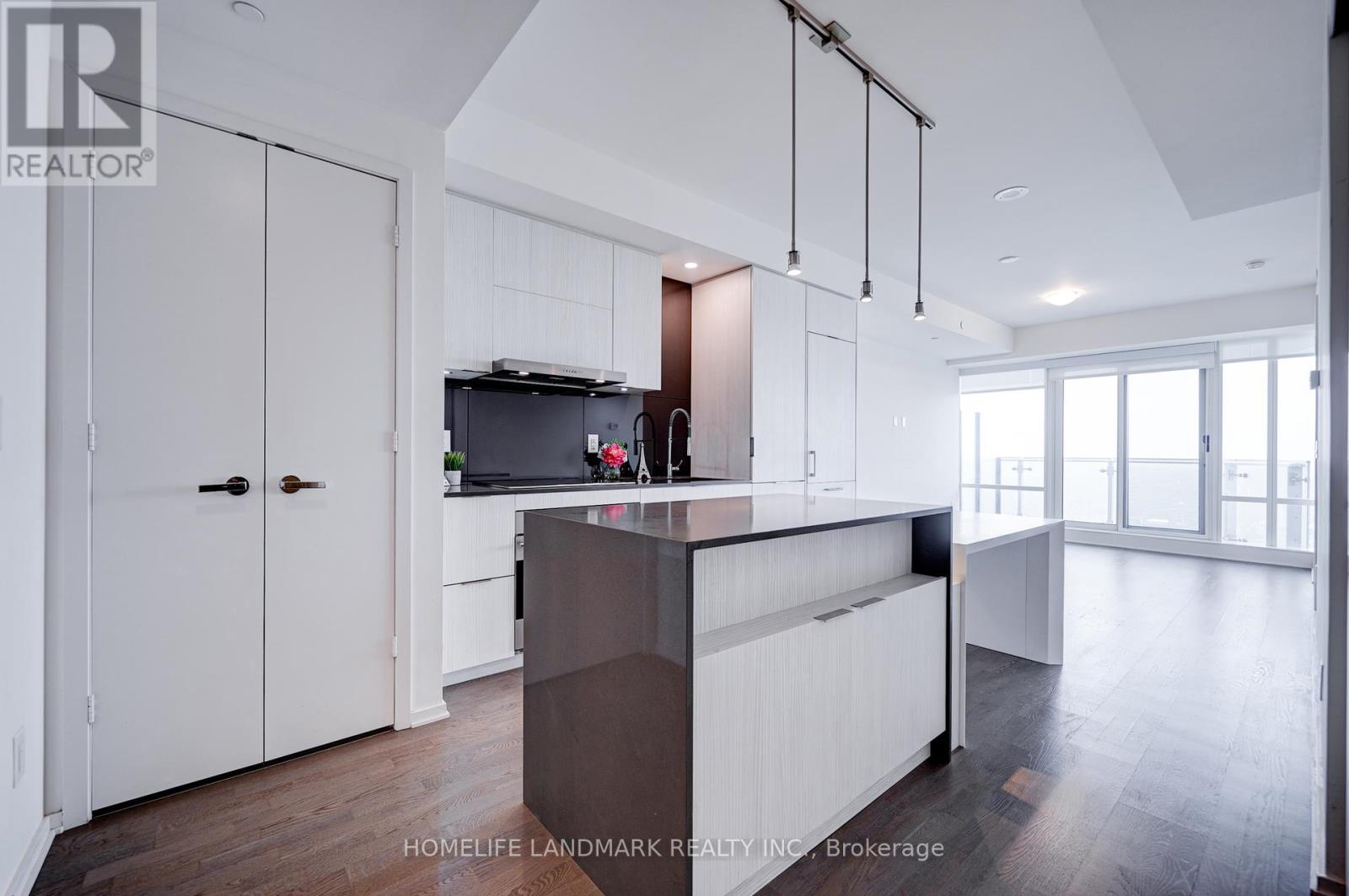 6108 - 1 Bloor Street E, Toronto, Ontario  M4W 1A9 - Photo 11 - C12106682