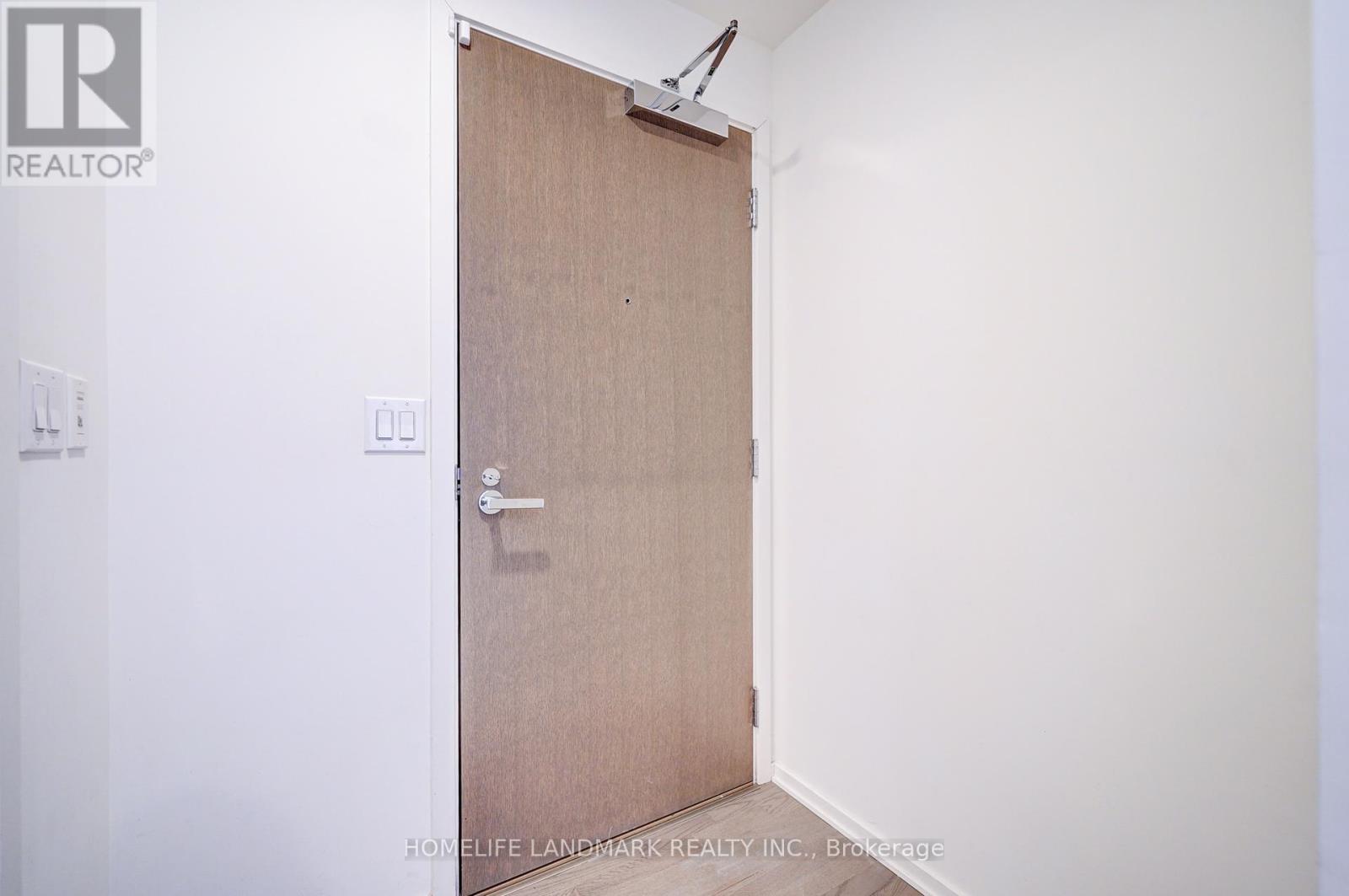 6108 - 1 Bloor Street E, Toronto, Ontario  M4W 1A9 - Photo 7 - C12106682
