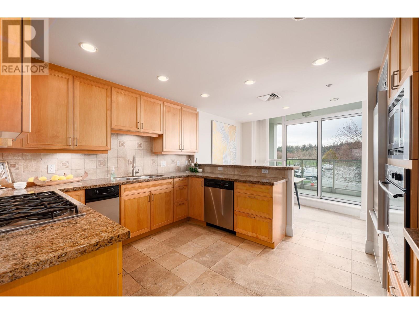 202 1777 Bayshore Drive, Vancouver, British Columbia  V6G 3H2 - Photo 15 - R2982718