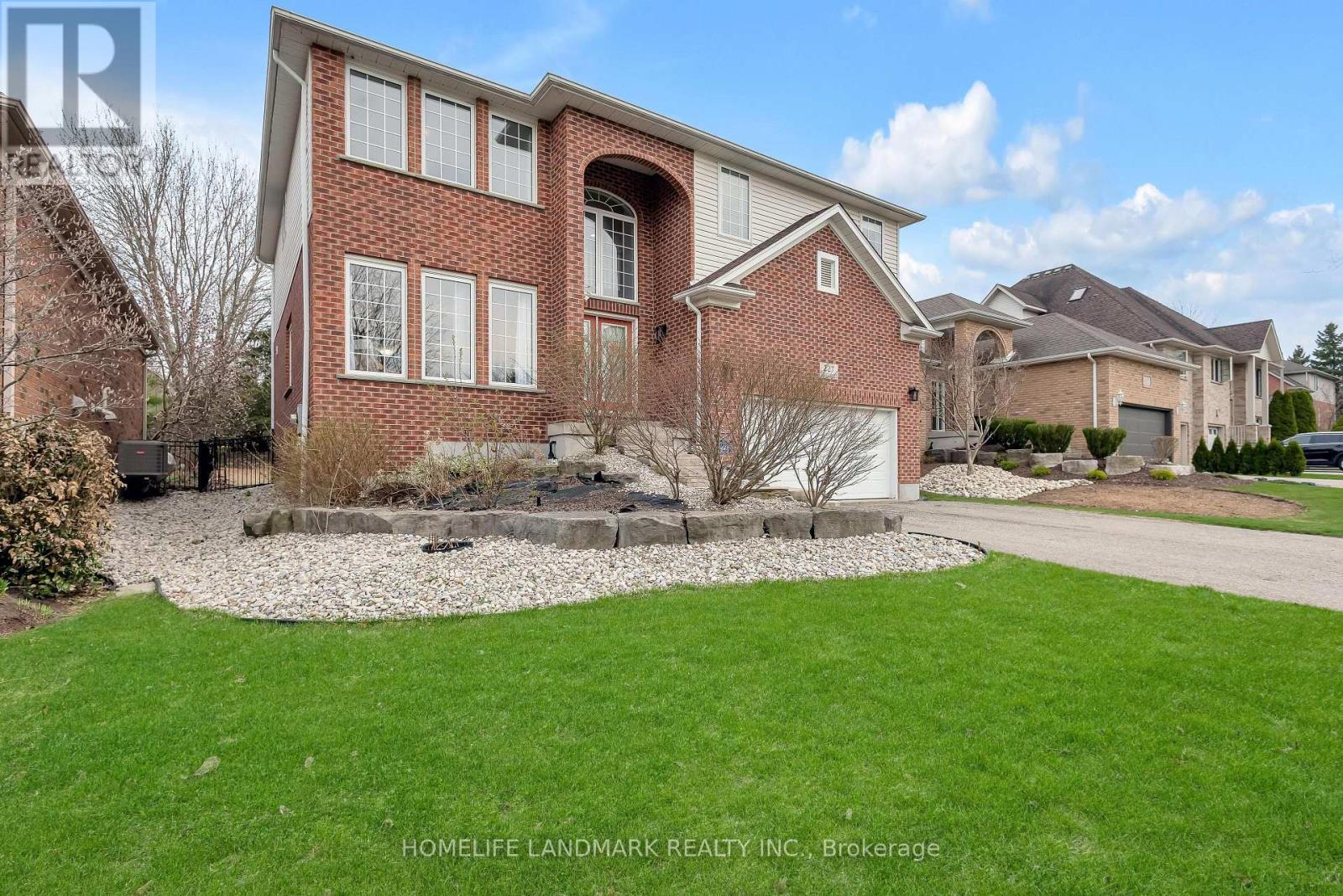 Property at 227 THE LIONS GATE image 3