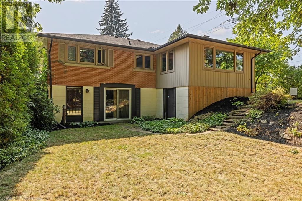 Property at 40 BERTRAM Drive image 2