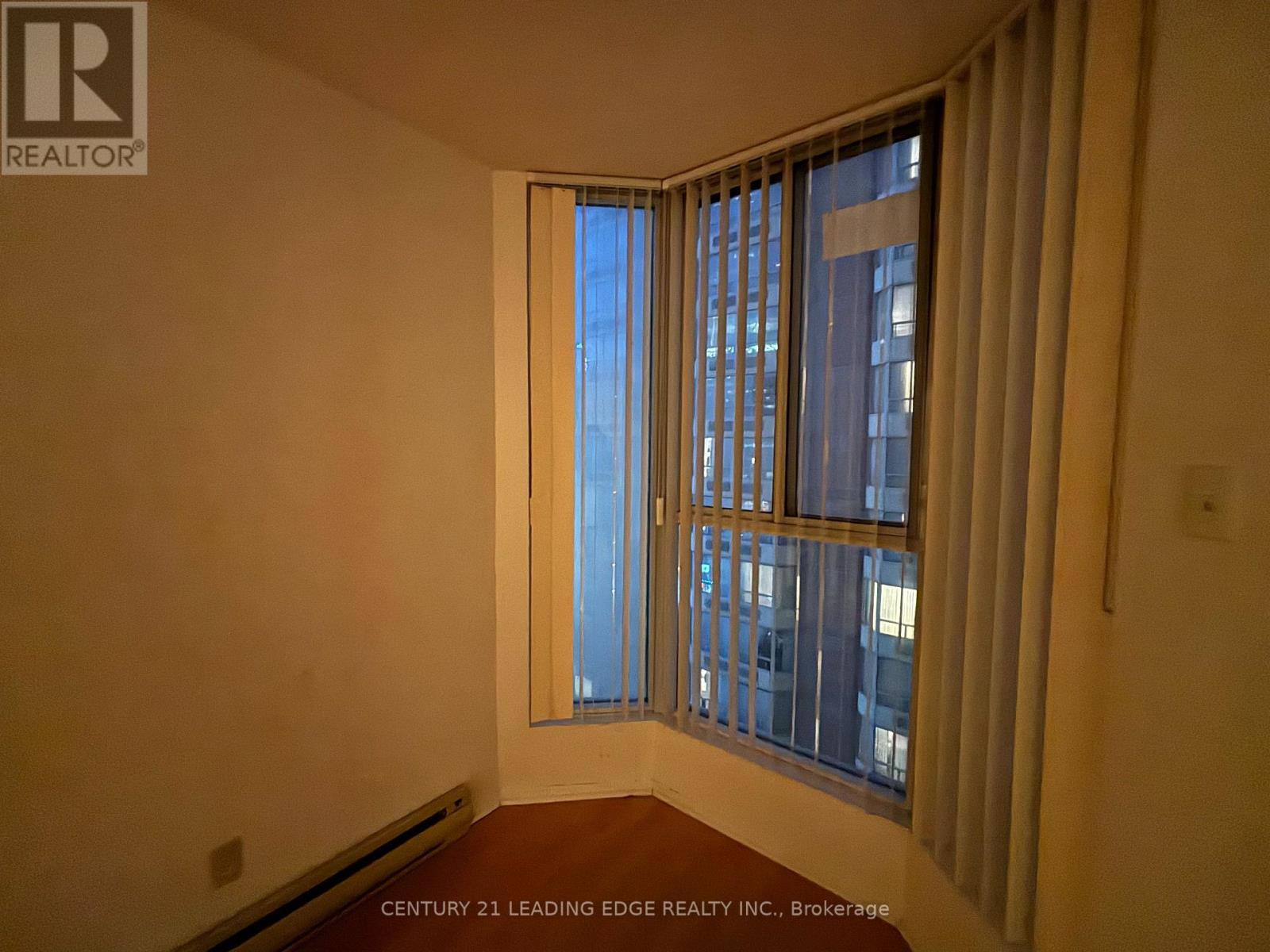 901 - 55 Centre Avenue, Toronto, Ontario  M5G 2H5 - Photo 8 - C12105097