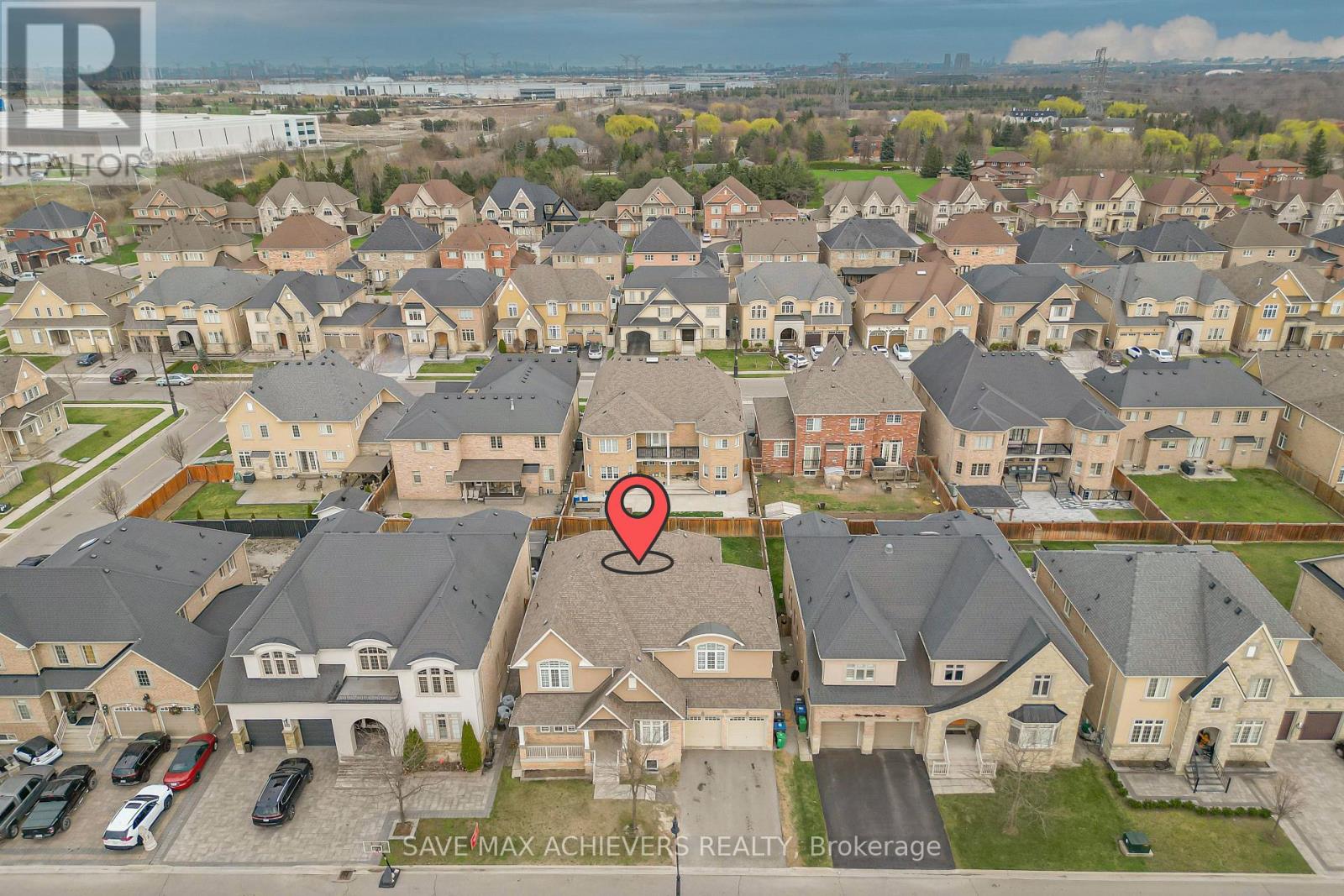 Property at 7 SEACLIFF CRESCENT image 3