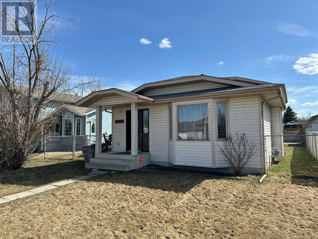Property at 4028 55 Avenue image 1