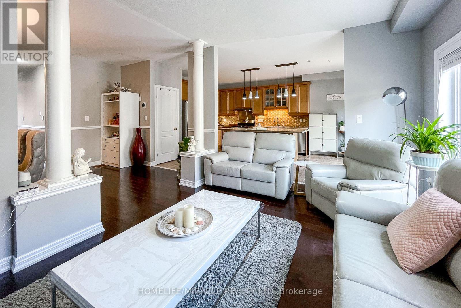 185 Palacebeach Trail, Hamilton, Ontario  L8E 0C2 - Photo 21 - X12106762