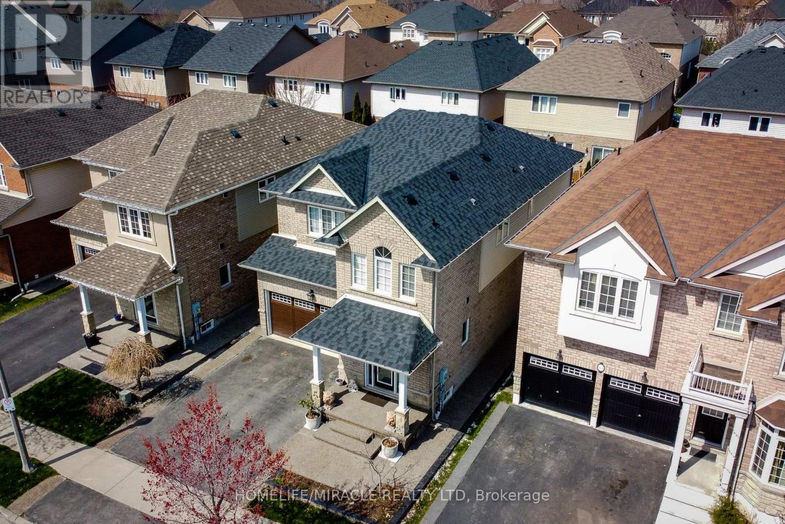 185 Palacebeach Trail, Hamilton, Ontario  L8E 0C2 - Photo 3 - X12106762