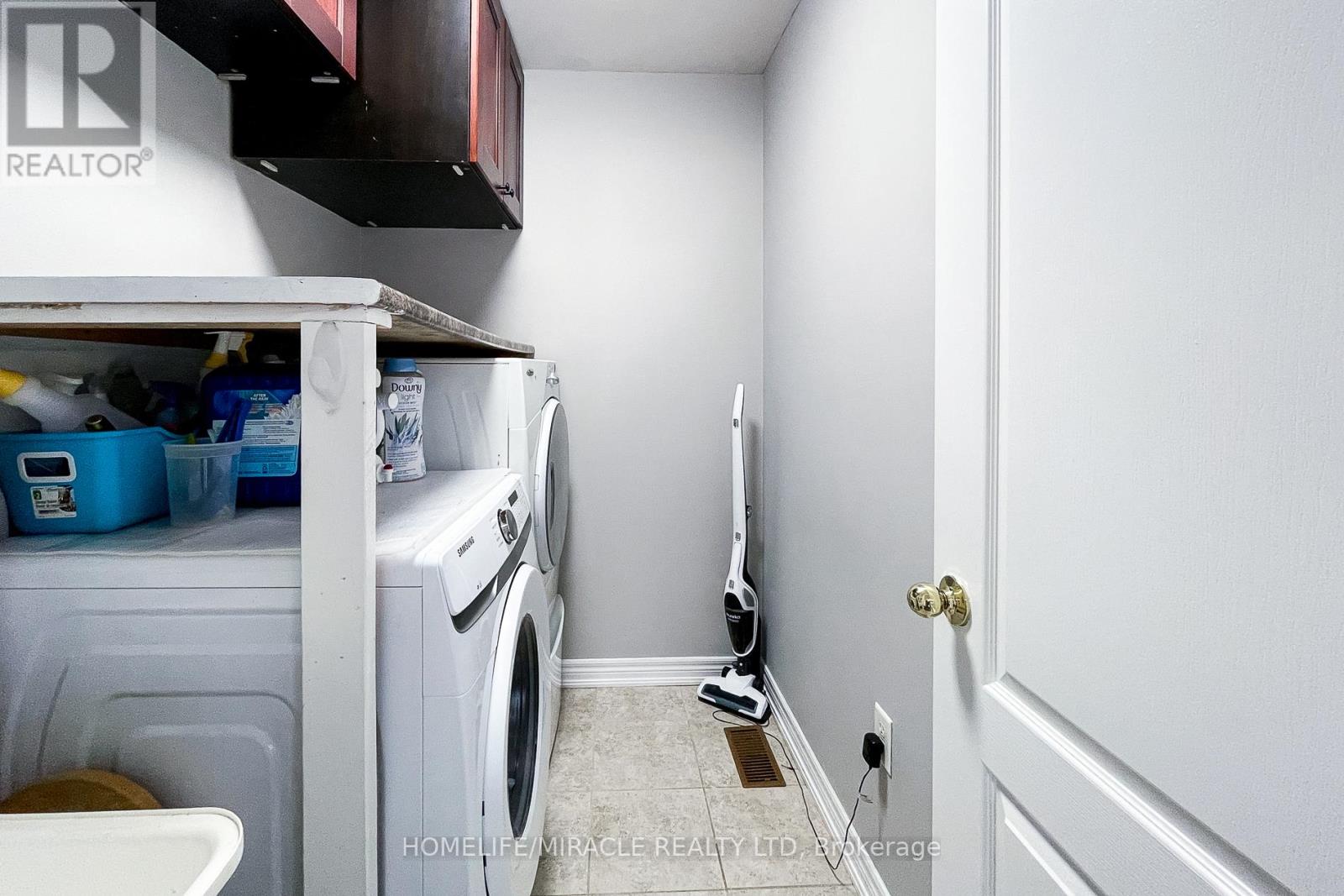 185 Palacebeach Trail, Hamilton, Ontario  L8E 0C2 - Photo 30 - X12106762