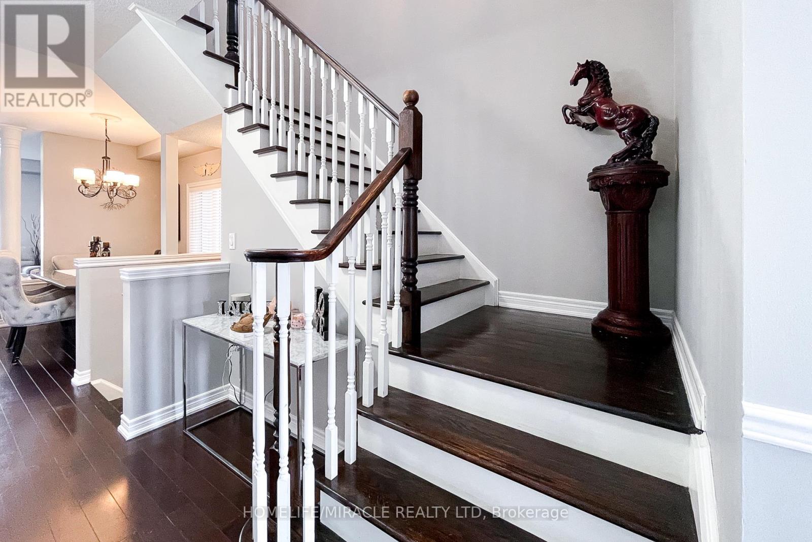185 Palacebeach Trail, Hamilton, Ontario  L8E 0C2 - Photo 33 - X12106762