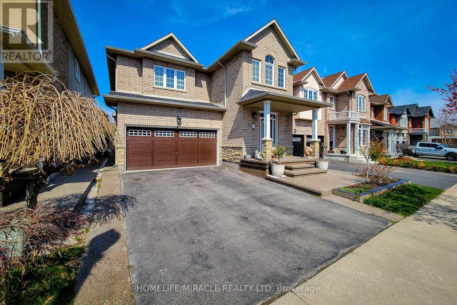 185 Palacebeach Trail, Hamilton, Ontario  L8E 0C2 - Photo 4 - X12106762