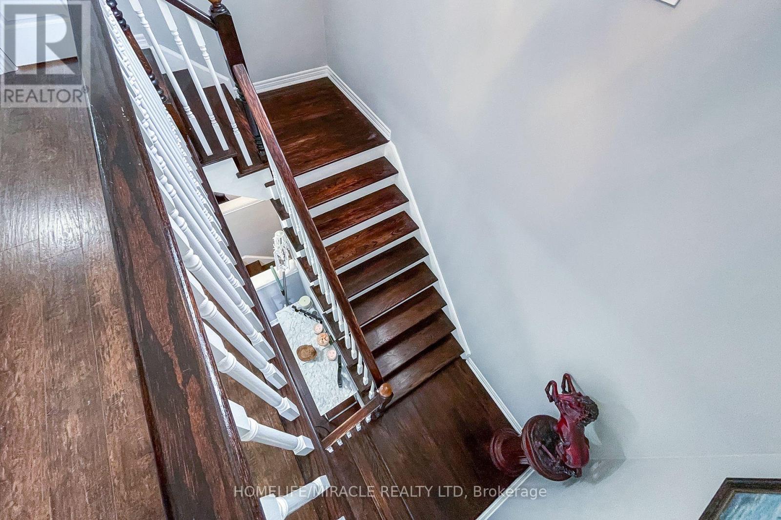 185 Palacebeach Trail, Hamilton, Ontario  L8E 0C2 - Photo 49 - X12106762